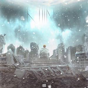 美女的翘臀被踩爆
