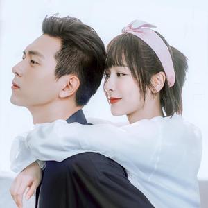 美女的翘臀被踩爆
